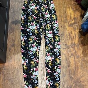 Infinity Raine Floral Print Black Leggings